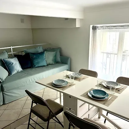 Cozy Near The With With Aircon شقة نيس
